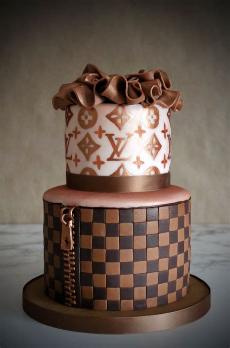 louis vuitton cakes|happy birthday louis vuitton cake.